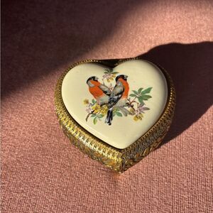 Vintage Mele Japan Heart Trinket Box “Bunting” Bird Porcelain Lid Gold Tone